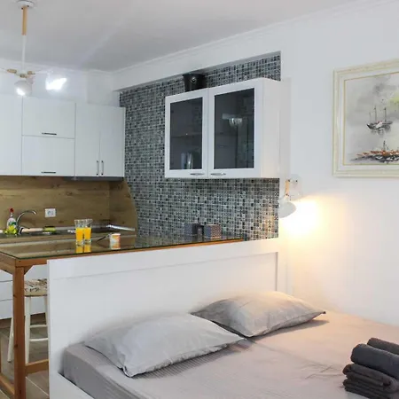 By As Apartment *